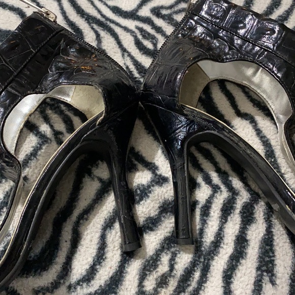 Dollhouse zip up open toe 4inch black heels size 8 - Picture 6 of 7